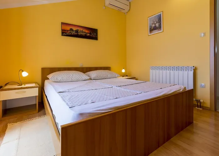 Bozidar Apartment Selce